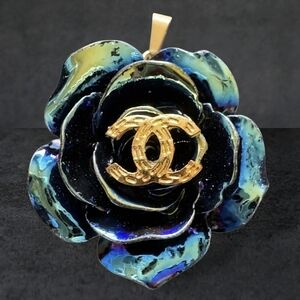 Chanel Iridescent Flower Zipper Pull with Gold Logo
